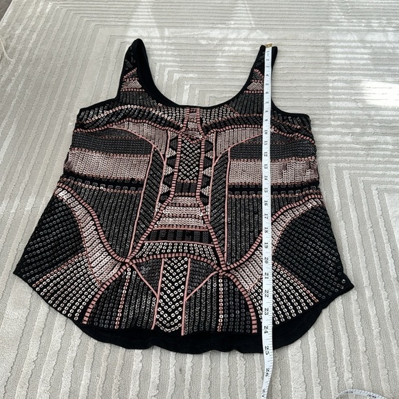 Express Colorful Top - Picture 8 of 9